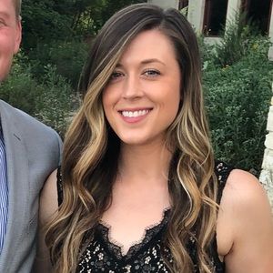 Meet your Posher, Casey